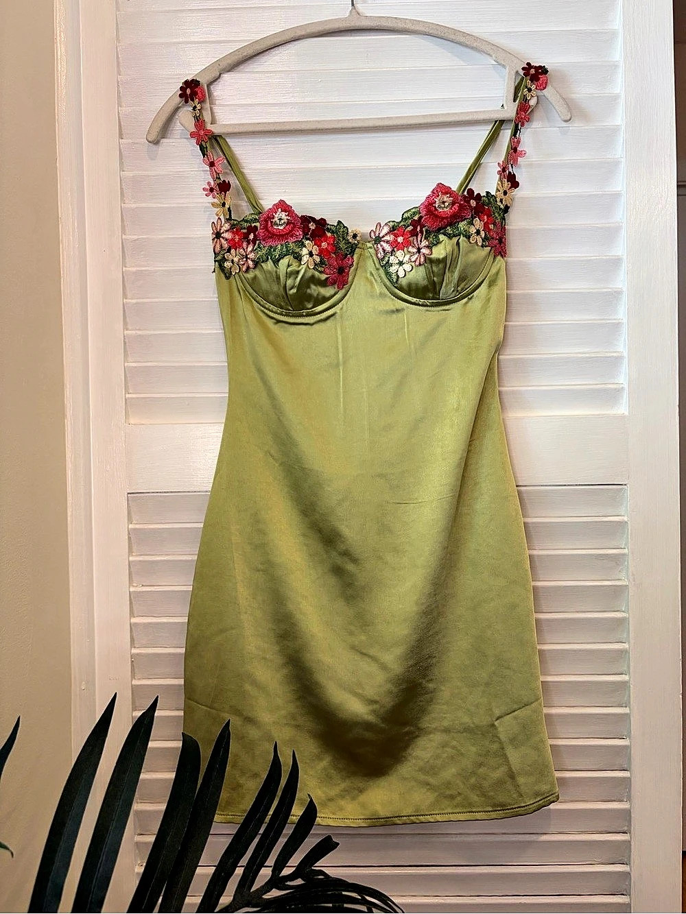 Princess Polly Satin Floral Embroidered Mini Dress Size 0 Fairycore Whimsical